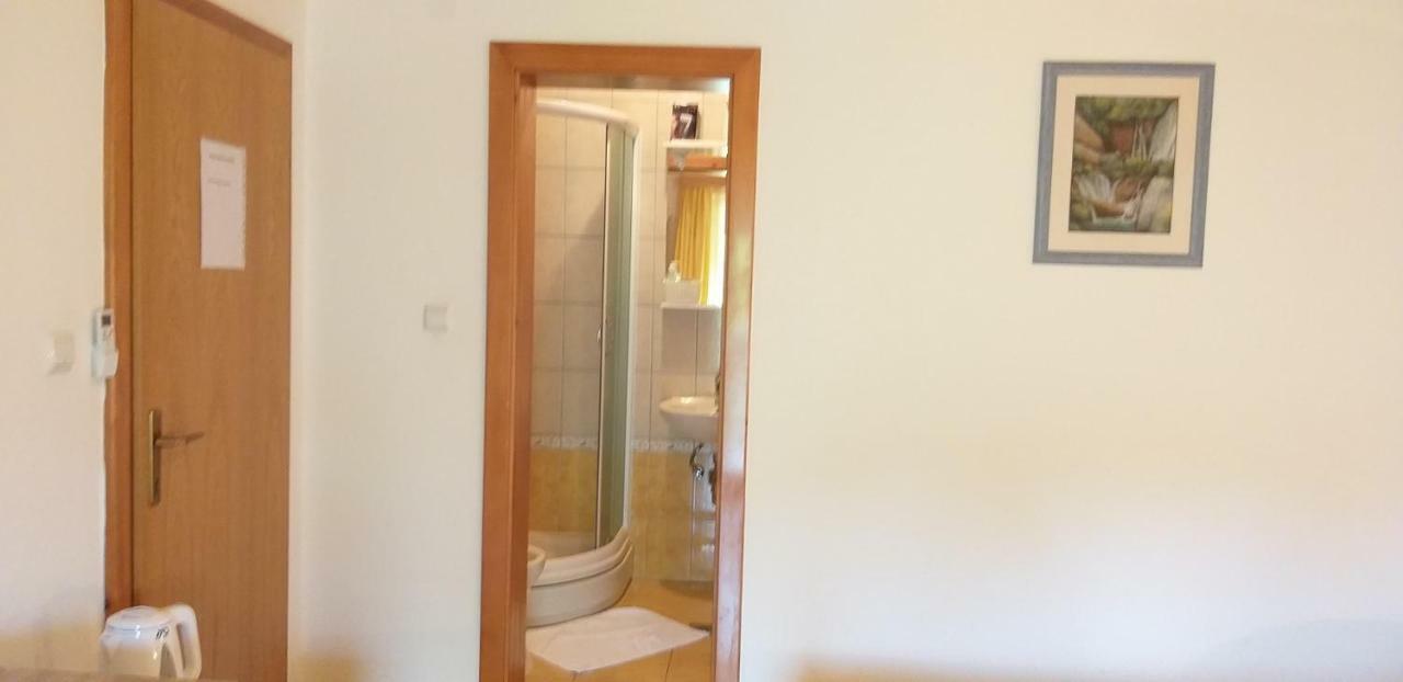 Apartman & Sobe Orhideja Smoljanac Zewnętrze zdjęcie
